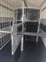 Furgoneta HBX511, espaciosa caravana para dos caballos (2019) - Imagen 8