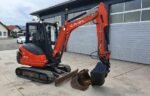 Miniexcavadora Kubota KX71-3 / 2,8 T – usada