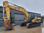 Excavadora de cadenas Caterpillar 330C, 2005 – 14.400 horas – 32,4 toneladas - Imagen 4