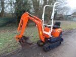 Miniexcavadora Kubota K008-3 Micro (2013) de 0,8 T usada con motor nuevo (2694 horas) - Imagen 3