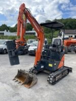 Miniexcavadora Hitachi ZX 17U-2 usada (2013) de 1,8 toneladas con motor Yanmar y 3 cucharones - Imagen 3