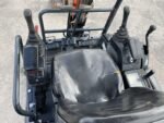 Miniexcavadora Hitachi ZX 17U-2 usada (2013) de 1,8 toneladas con motor Yanmar y 3 cucharones - Imagen 5