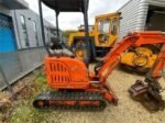 IHI 15NX (2004) – Miniexcavadora de 1,5 T con 3 cucharones – 6088 horas – Compacta y fiable