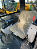 Miniexcavadora Volvo EC27C usada (2015) – 3095 horas – Cabina con aire acondicionado - Imagen 7