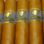 Cohiba Behike BHK 52 Cigarro - Caja de 10 - EMS - Imagen 2
